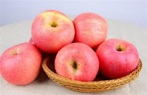营养价值最高的十大水果 苹果第一，第四被誉为“水果之王”_排行榜123网