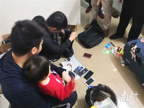 公交扒手被抓时，2岁女儿也在现场，民警该怎么办？_广东警讯_南方网