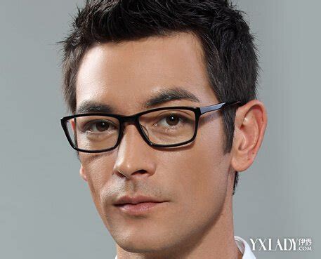 【图】男士脸型与眼镜搭配 教你六种脸型如何搭配出帅气脸(2)_伊秀美容网|yxlady.com