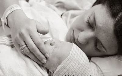 宝宝出生过程是怎样的 看看顺序才知道该怎么生_小孩出生过程_伊秀健康网|yxlady.com