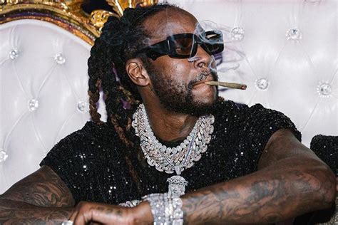 Iced Out: 2 Chainz Shows Off His Insane Jewelry Collection [Video]
