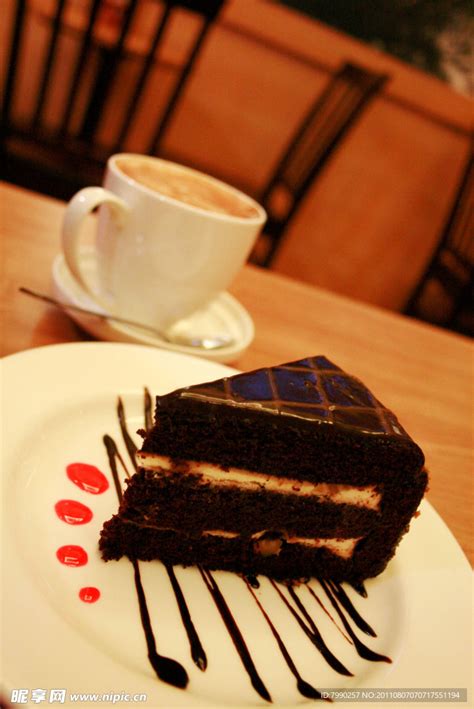 巧克力蛋糕和咖啡摄影图__西餐美食_餐饮美食_摄影图库_昵图网nipic.com