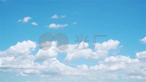 蓝天白云一大团的云飘过来了高清图片下载_红动中国