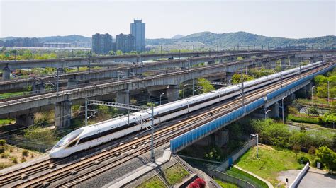 京沪高铁开通运营十年来，江苏高铁发展格局天翻地覆|铁路|徐州市|江苏省_新浪新闻