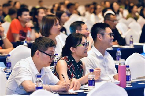 浙江省“十四五”中药材新品种选育重大科技专项启动会暨2021年度工作会议在杭州召开