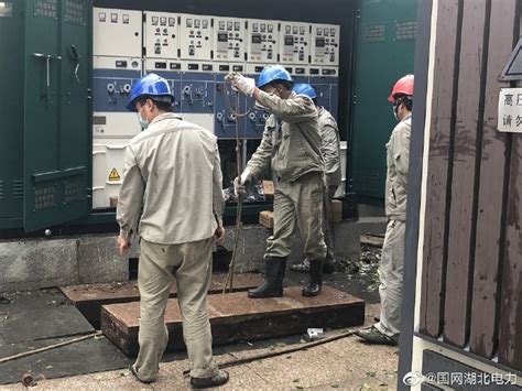 武汉供电公司:10千伏检定环网箱进行更新换代 - 铜马电力