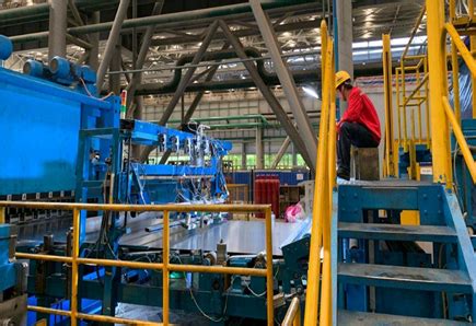 广西南南铝加工打造5G智慧工厂 大国重器背后的制造业数字化转型|南南|数字化|铝加工_新浪新闻