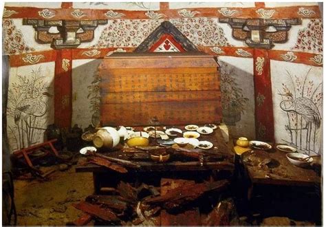 《经典传奇》古国墓葬之谜·石棺床底下的惊世秘密
