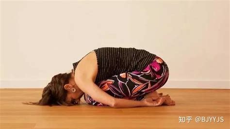9个简单的瑜伽动作，缓解坐骨神经痛 - 知乎