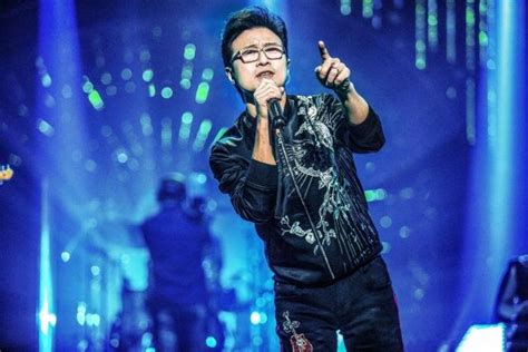盘点：汪峰在《歌手2018》中演唱的几首歌曲。 - 知乎