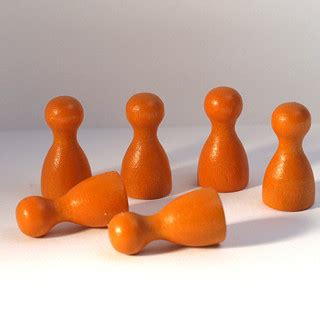 Oranžové Dřevěné Figurky Halma " člověče nezlob se " (6ks) / od Gamewa ...