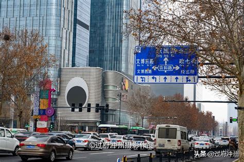 现在郑州哪个区最繁华，郑州哪里比较繁华热闹好玩