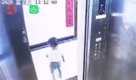 3岁女童滞留电梯出来找家长时坠亡，最后求助画面曝光，物业回应-千龙网·中国首都网