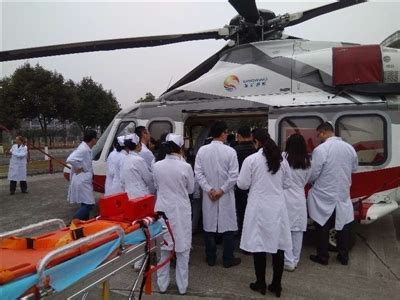 成都首家医院开通直升机医疗救援 打飞的看病成现实_四川在线