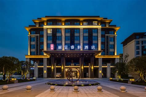 为武汉《天际丽豪国际酒店》拍摄的月饼_武汉高级美食摄影-站酷ZCOOL