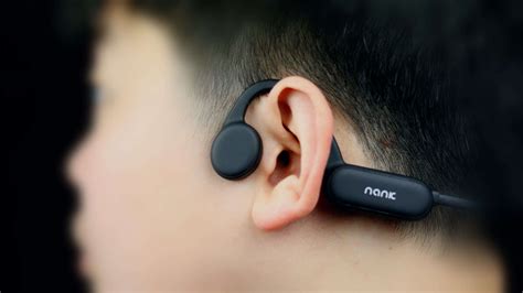 入耳式耳机怎么戴（入耳式耳机的正确佩戴方法） – 碳资讯