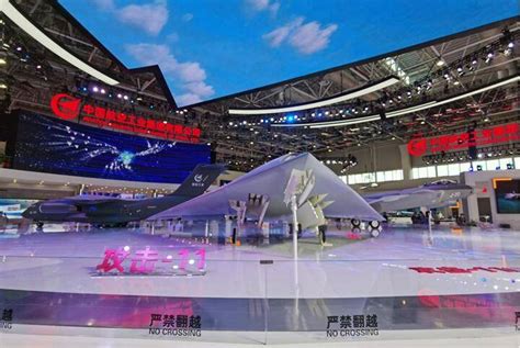开幕！歼-20展翅珠海并首次地面展示！_新闻频道_中华网