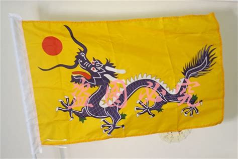 清朝本无国旗，后来“黄龙旗”是怎样被清廷广泛使用的_凤凰网知之_凤凰网