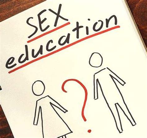性教育男生青春期性教育PPT模板下载_熊猫办公