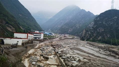 青海大山洪已致多人死亡,我们该如何面对泥石流这样的自然灾害？