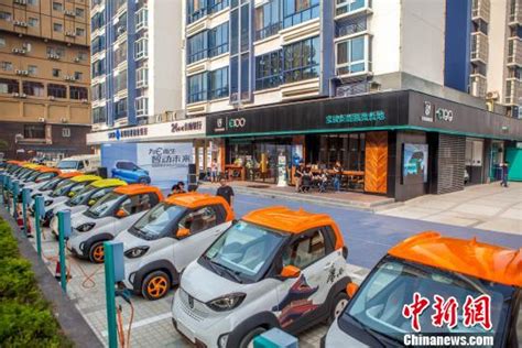 广西柳州大力推广新能源汽车 路边停车免费可享千元补贴-新浪汽车