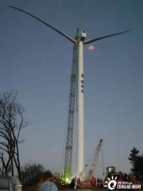 国电投河南三门峡甘山风电项目全部风机吊装完成-国际风力发电网