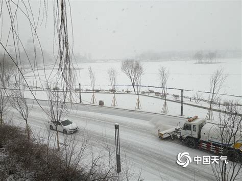 北京城区迎来2015年首场降雪[组图]_图片中国_中国网