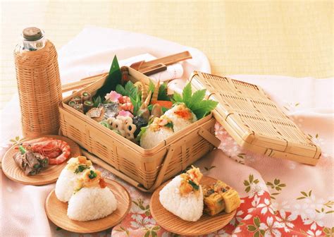日式饭团 - 日式饭团做法、功效、食材 - 网上厨房