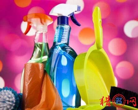家庭清洁概念各种清洁产品框架打字地高清图片下载-正版图片505903059-摄图网