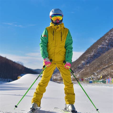 儿童滑雪服防风防水保暖透气连体滑雪服冬季户外滑雪服套装定制-阿里巴巴