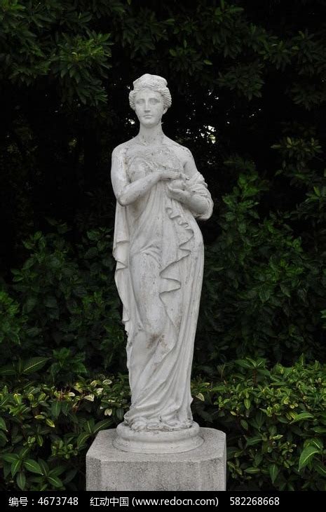 穿长裙的罗马女性雕像高清图片下载_红动中国