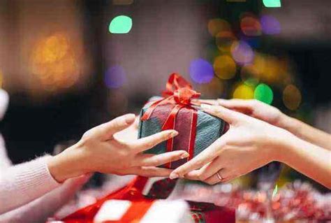 gift是什么意思 gift和present有什么区别_华夏智能网