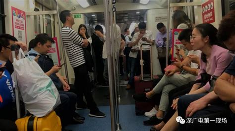 深圳地铁推出女士优先车厢 女士优先了吗？抱孩子都找不到座位_深圳新闻网