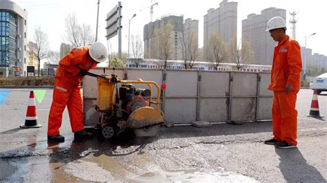 萍乡市市政设施运维中心对萍乡市道路检测修复工程开展工程质量检查 | 动态 | 文章中心 | 新声音传媒网
