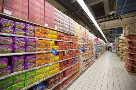 80平米小型超市摆货图,小型蔬果超市效果图,超市货架_大山谷图库