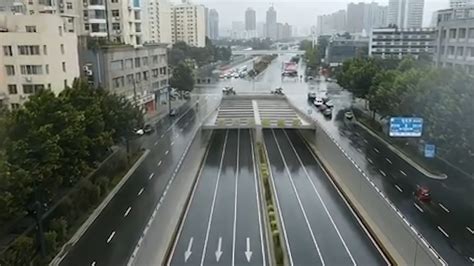 又一轮暴雨到来，郑州京广路隧道部分出入口采取封道措施-大河新闻