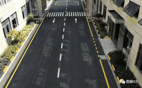 高速公路服务区停车位路面改色划线案例_济宁市新天地漆业有限公司