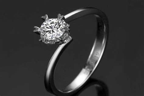 戒指代表什么含义 五指戴戒指的意义 - 中国婚博会官网