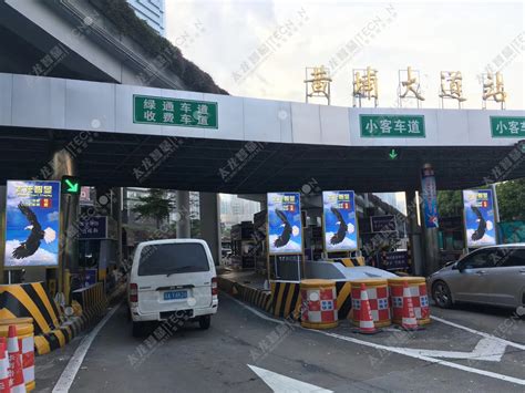华南快速黄埔大道站走向智能，应用LED广告机-搜狐大视野-搜狐新闻