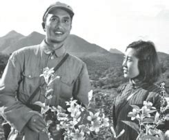 74年彩色版电影《渡江侦察记》黄河黄河，我是长江，请你赶快回_腾讯视频