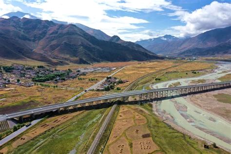 关于G6京藏高速公路那曲至香茂段路面施工的公告_西藏自治区公安厅