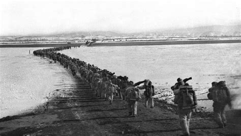 历史上的今天9月15日_1950年朝鲜战争期间，美国为首的联合国军成功在韩国仁川登陆。