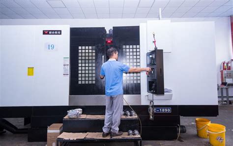 CNC精密加工 | 精密零件加工 | 深圳精密机械加工厂