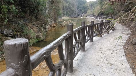 修文县谷堡天生桥景点200余米观光步道建成|天生桥|河道_新浪新闻