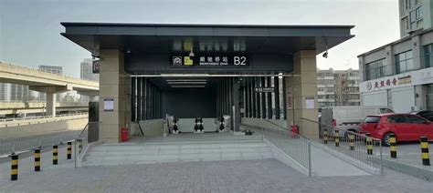天津地铁2号线顺驰桥站B2出入口正式开通运营_图片新闻_天津市河东区人民政府