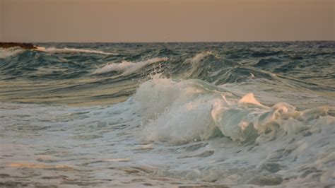 海洋海浪大浪jpg图片免费下载_编号dz2ohrqlv_图精灵