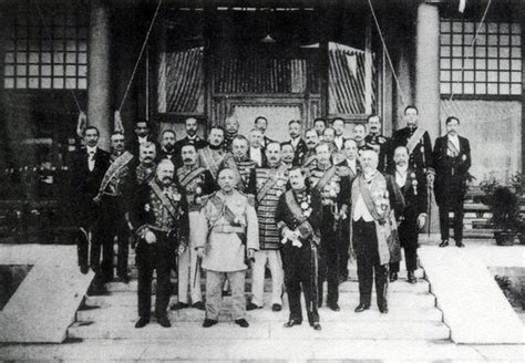 历史上的今天：1913年10月10日，袁世凯就任正式大总统！