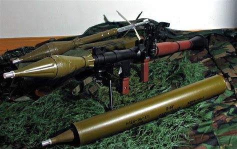 诞生60年而不衰的传奇：俄制RPG-7火箭筒_凤凰网