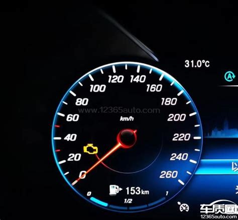北京奔驰GLC发动机故障灯常亮三元催化故障 - 车质网