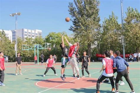 2021年四川省百城千乡万村社区篮球比赛总决赛热力开赛_四川在线